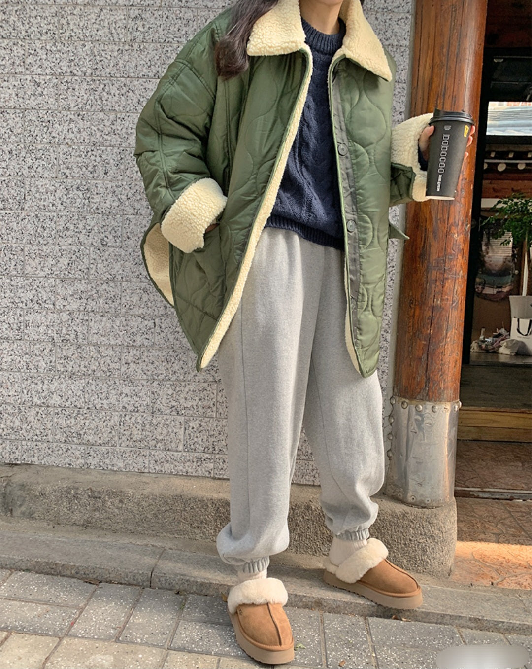 덤블카라 퀼팅 하프패딩