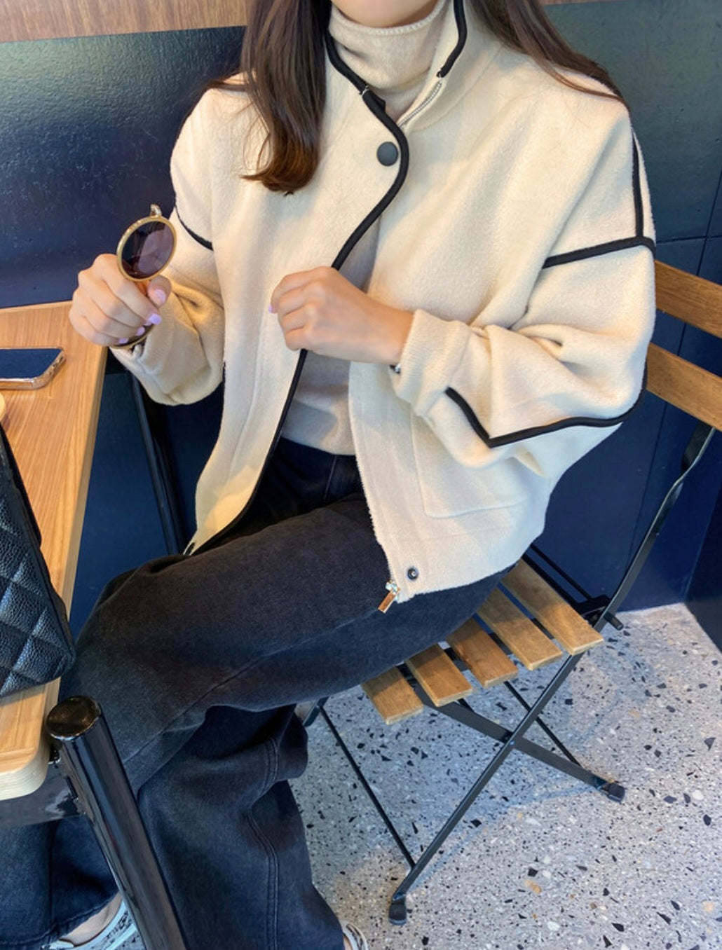배색 포인트 집업 자켓