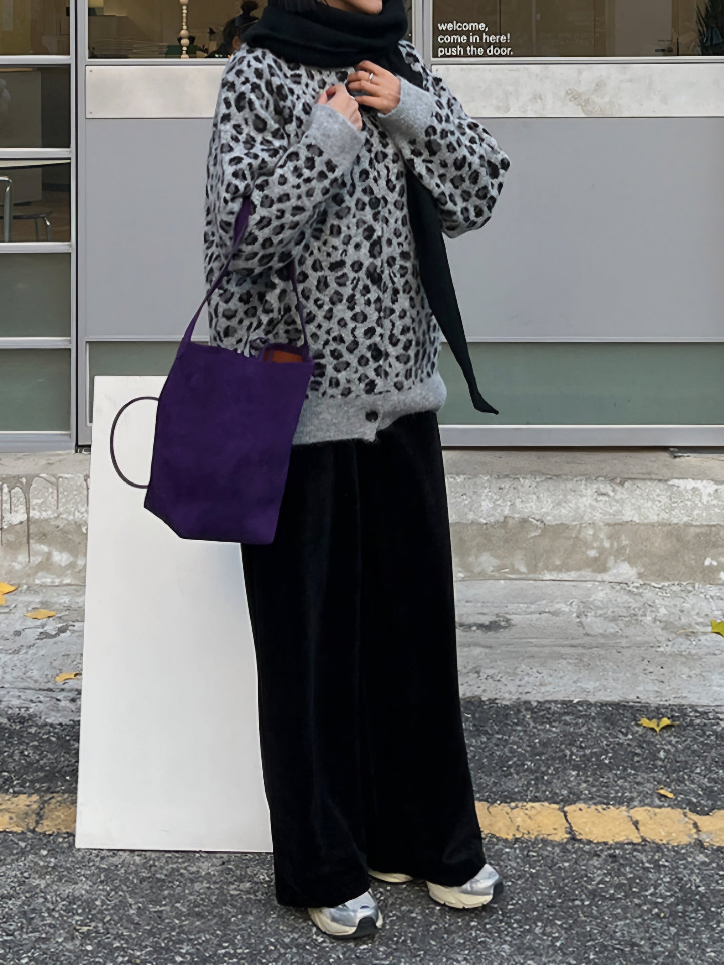 레오파드 양모 루즈핏 가디건
