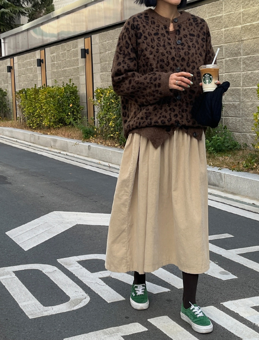레오파드 양모 루즈핏 가디건