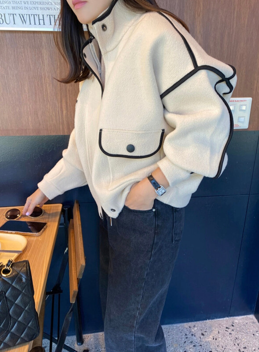 배색 포인트 집업 자켓