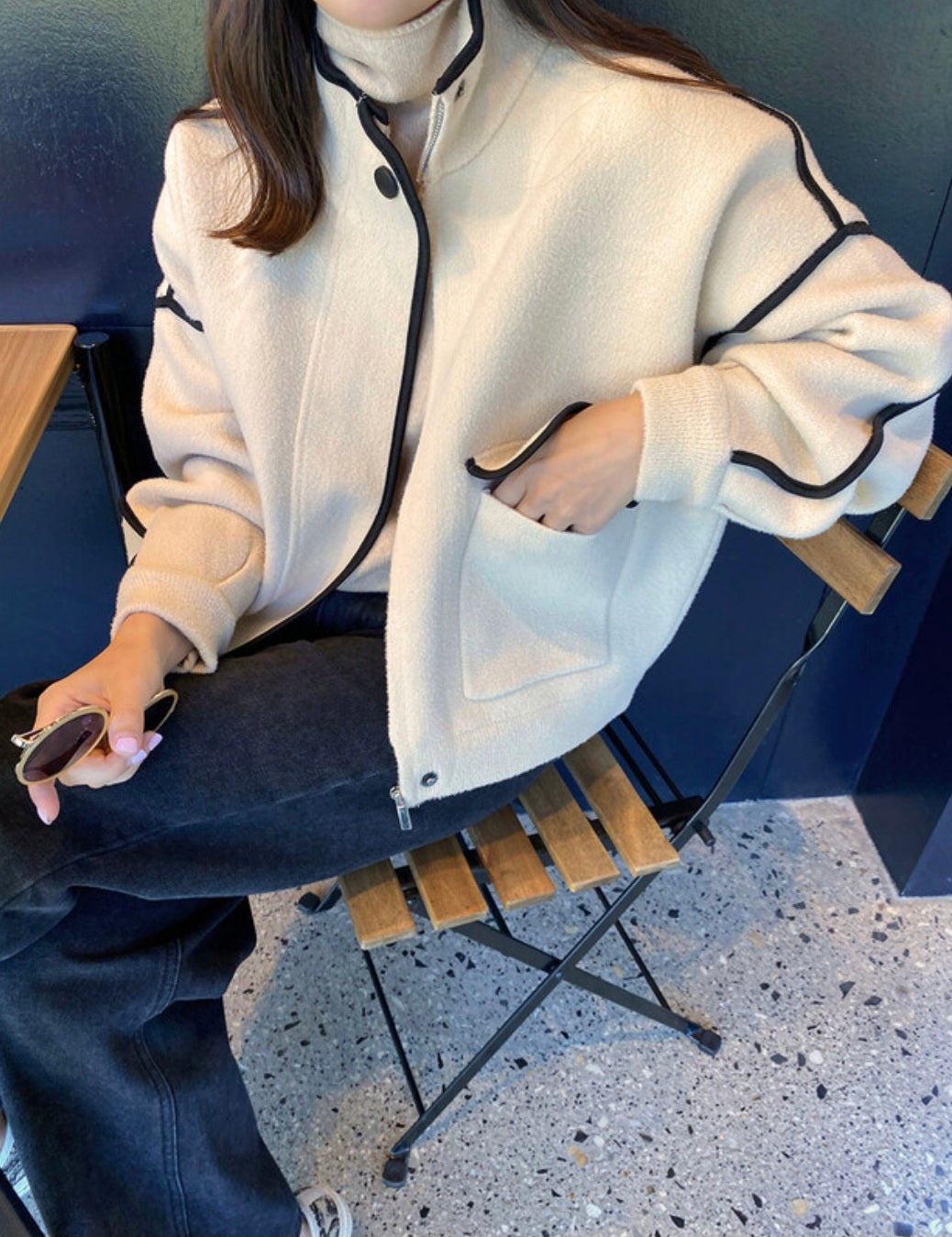 배색 포인트 집업 자켓