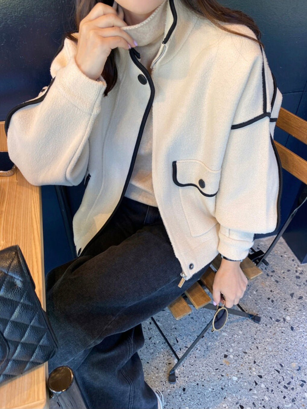 배색 포인트 집업 자켓