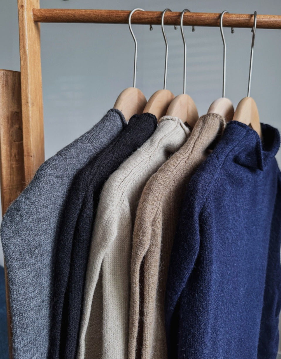 (NEW) 돌돌이 반폴라 니트조끼