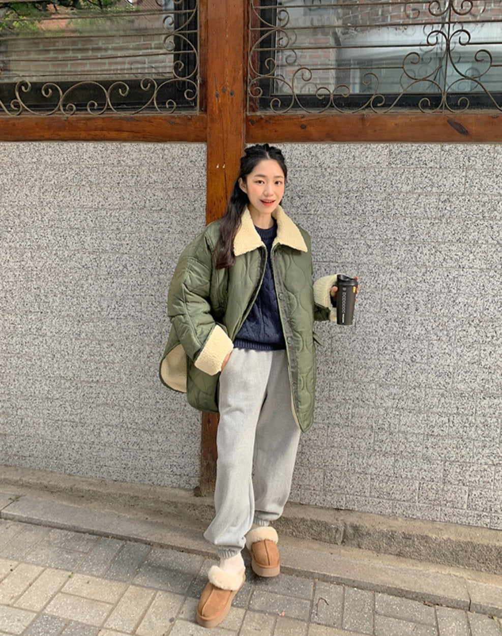 덤블카라 퀼팅 하프패딩