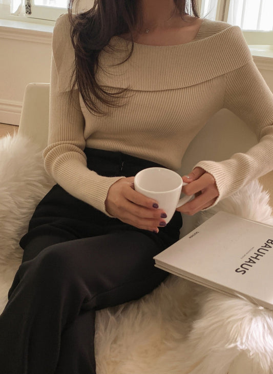 데인 오프넥 니트