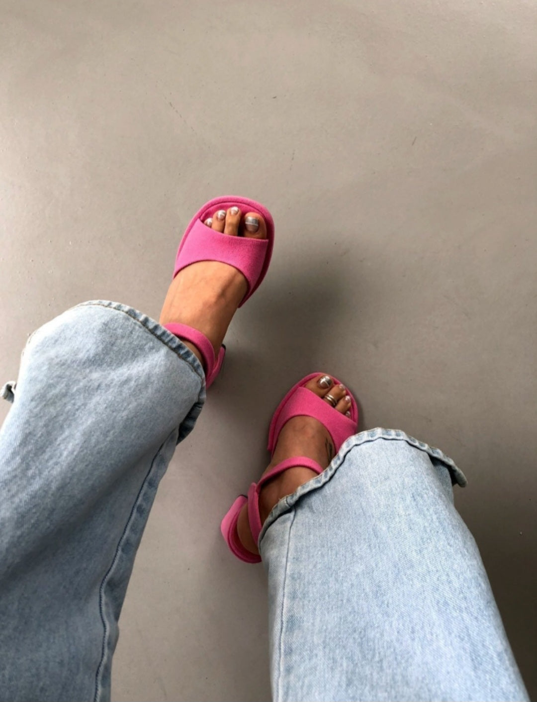 비비드 컬러 샌들 9cm