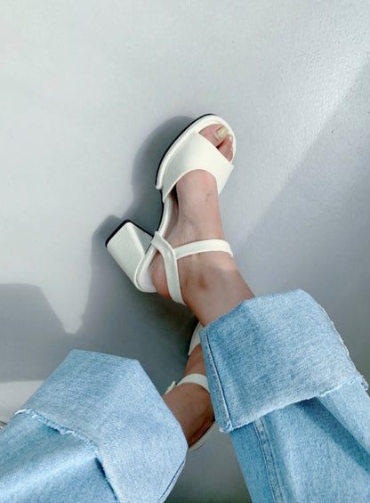 비비드 컬러 샌들 9cm