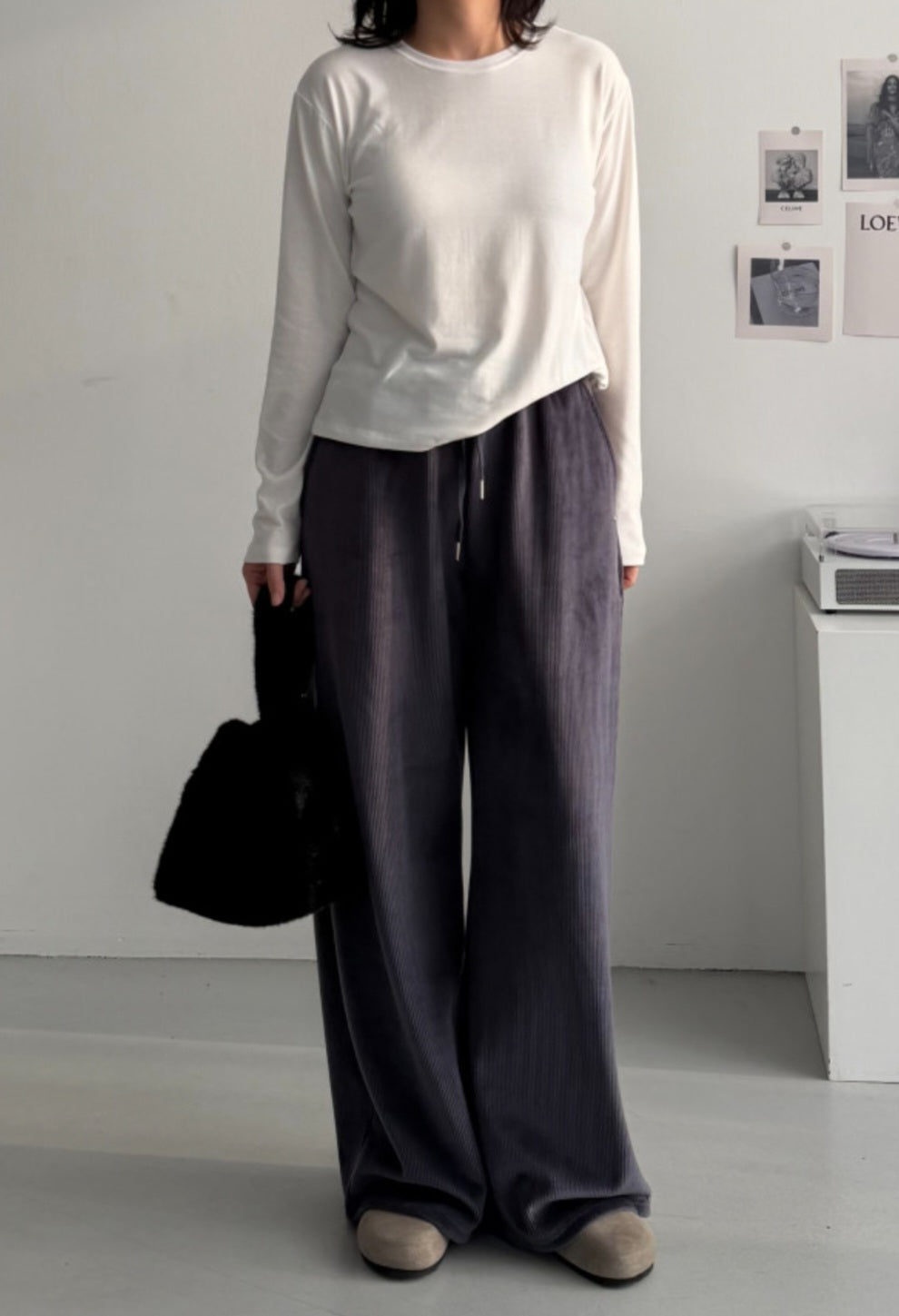 (1+1) 하루종일 따숩 텐션기모 라운드티