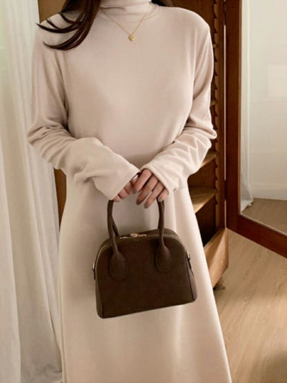 터들넥 루즈핏 니트 롱 원피스