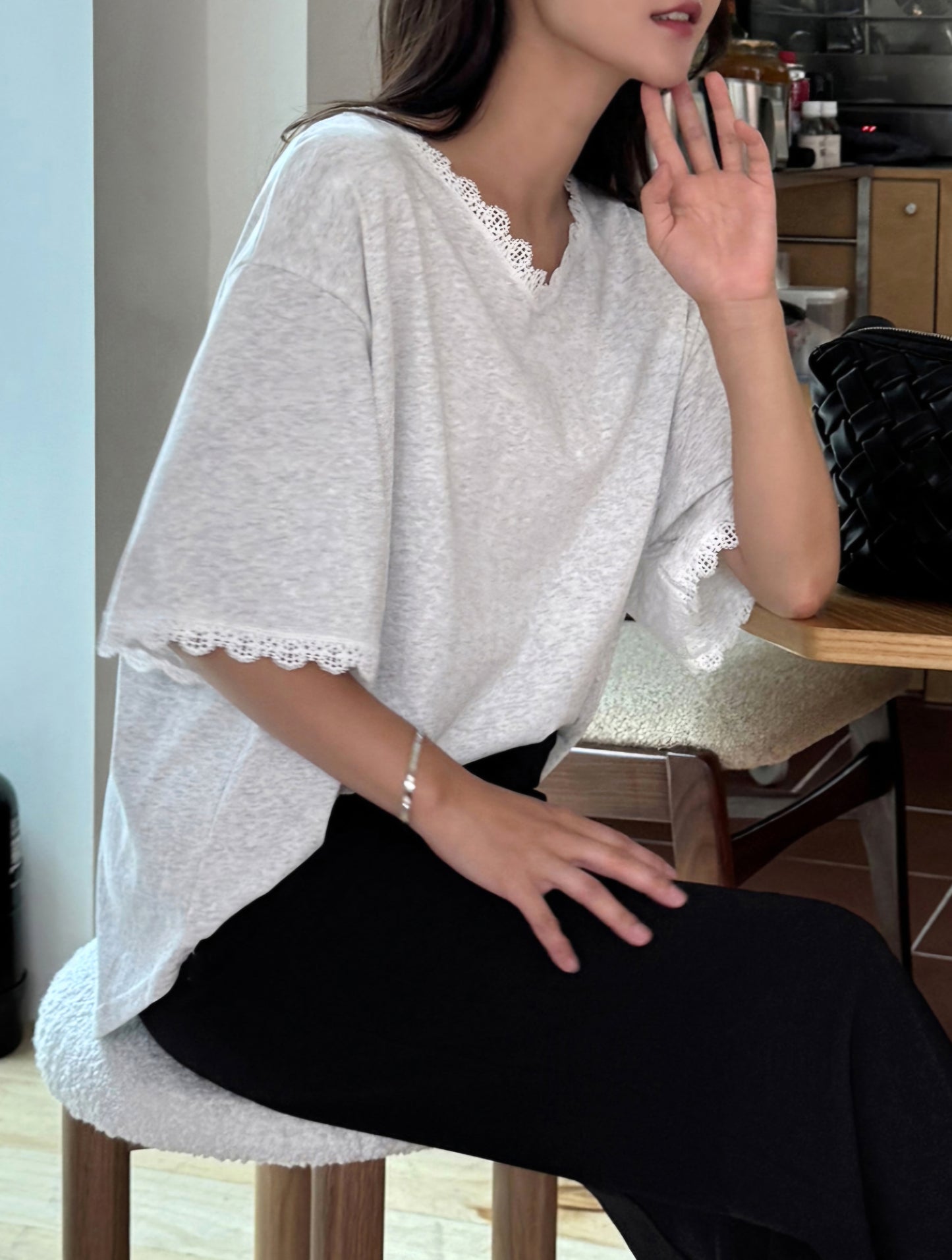 ☀️레이스 포인트 티셔츠