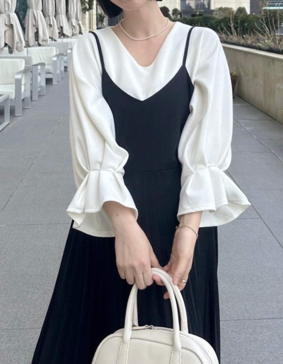 핀턱 티셔츠