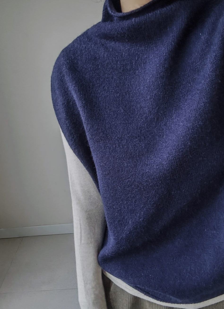 (NEW) 돌돌이 반폴라 니트조끼