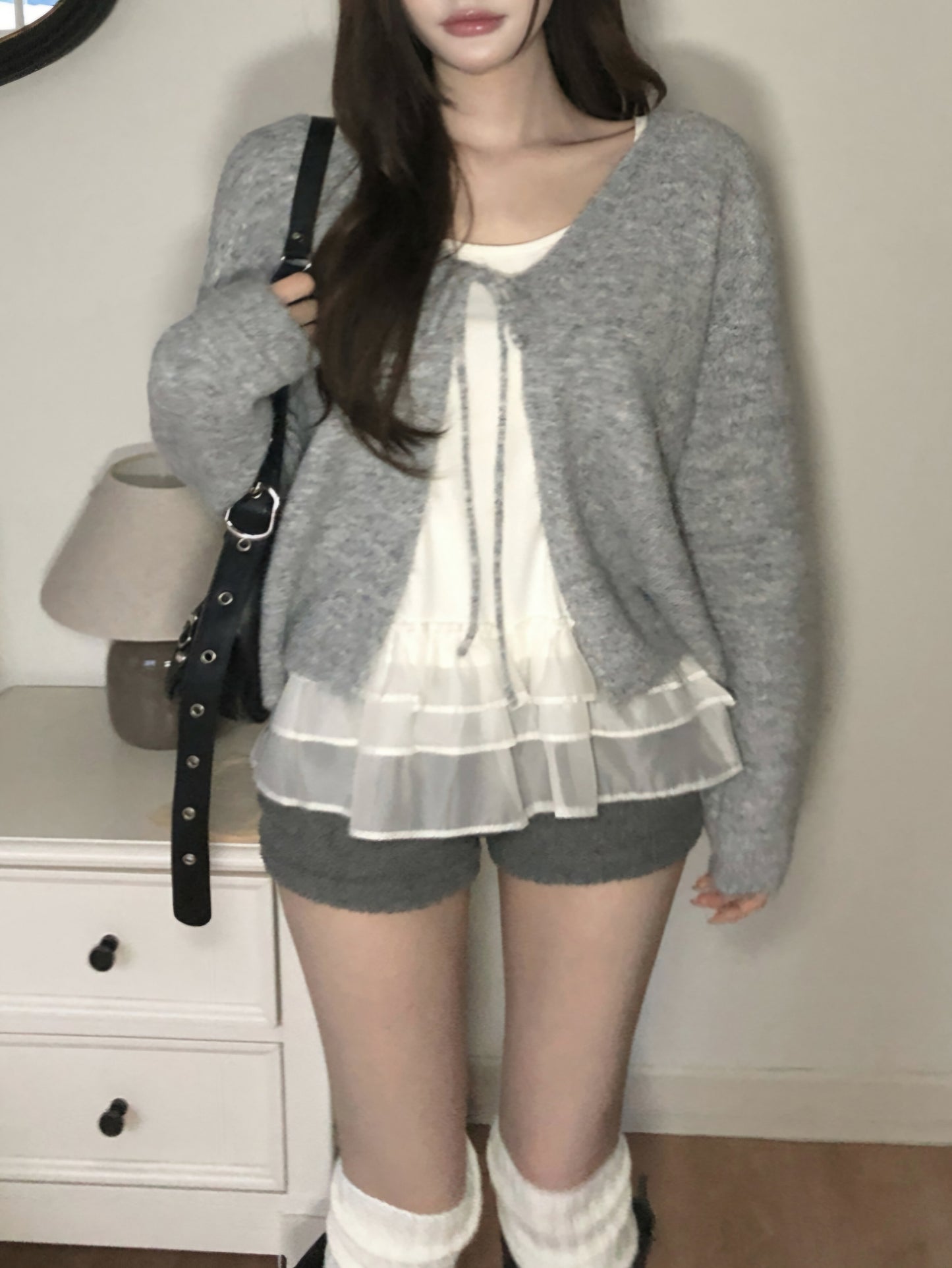 ⏩️ 리본 가디건 & 프릴 끈나시 Set