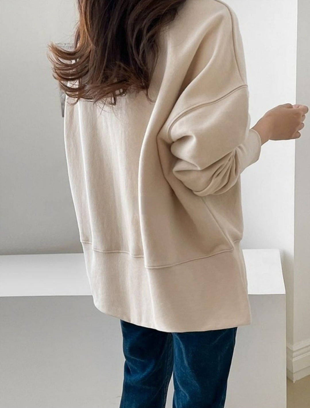 시보리 트임 맨투맨