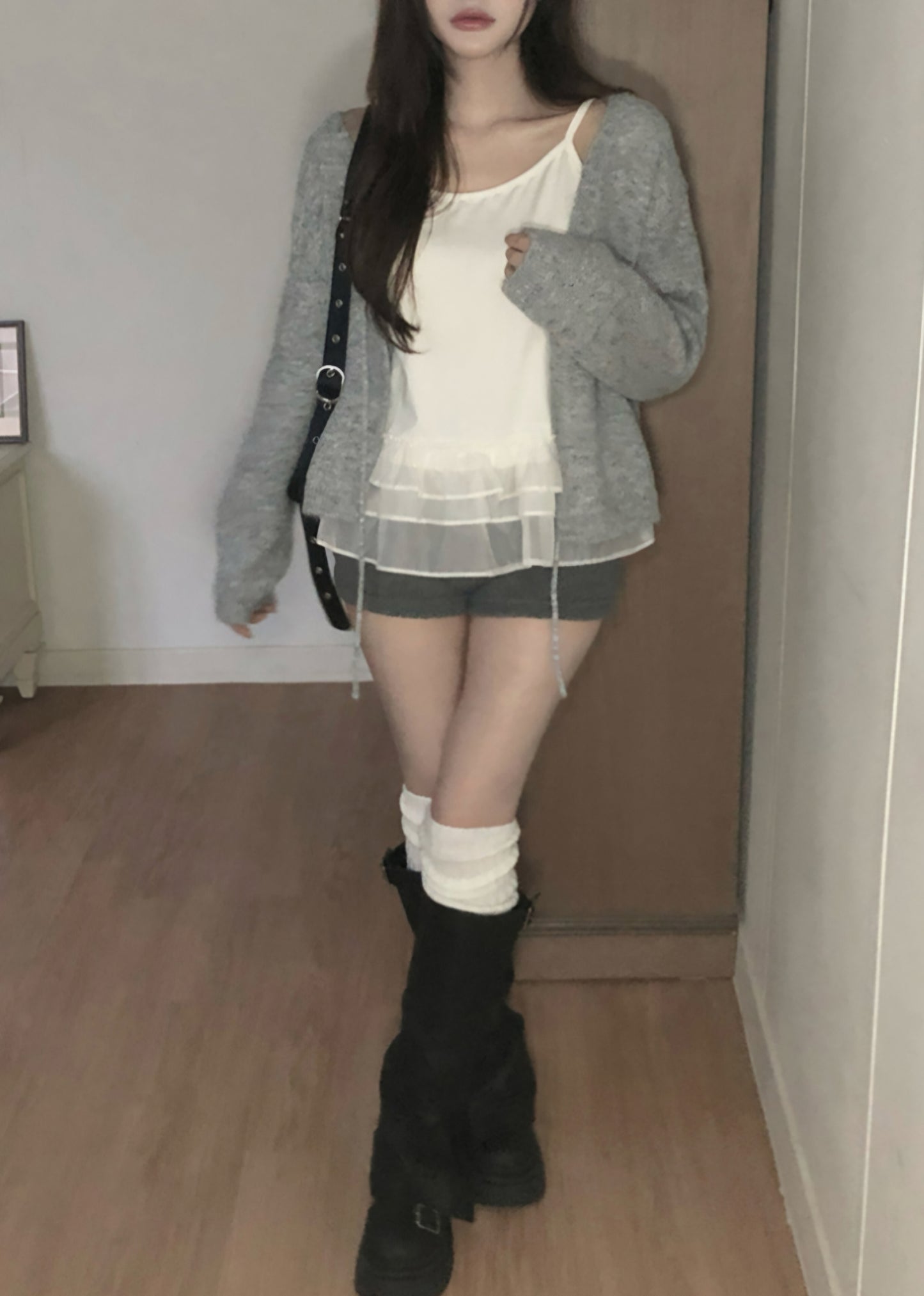 ⏩️ 리본 가디건 & 프릴 끈나시 Set