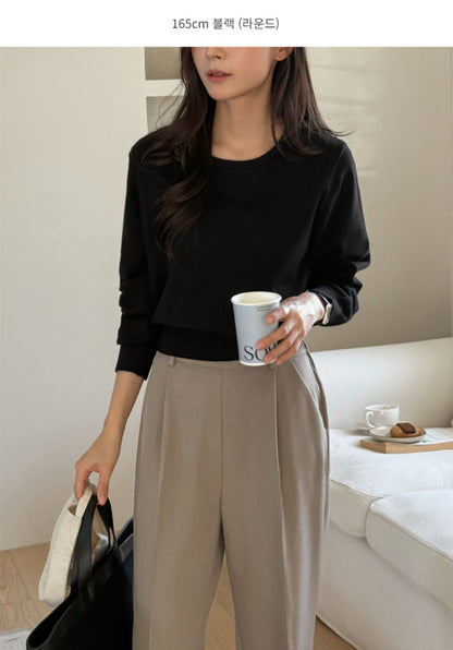 ☀️ [2type] 세미 크롭 니트