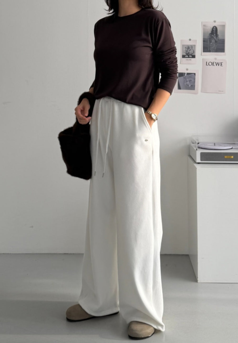 (1+1) 하루종일 따숩 텐션기모 라운드티