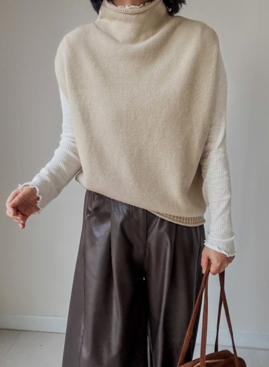 (NEW) 돌돌이 반폴라 니트조끼