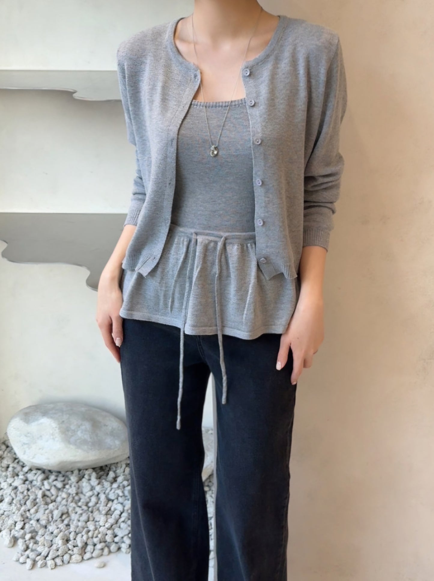 ⏩️ 플레어 나시& 라운드넥 가디건 Set