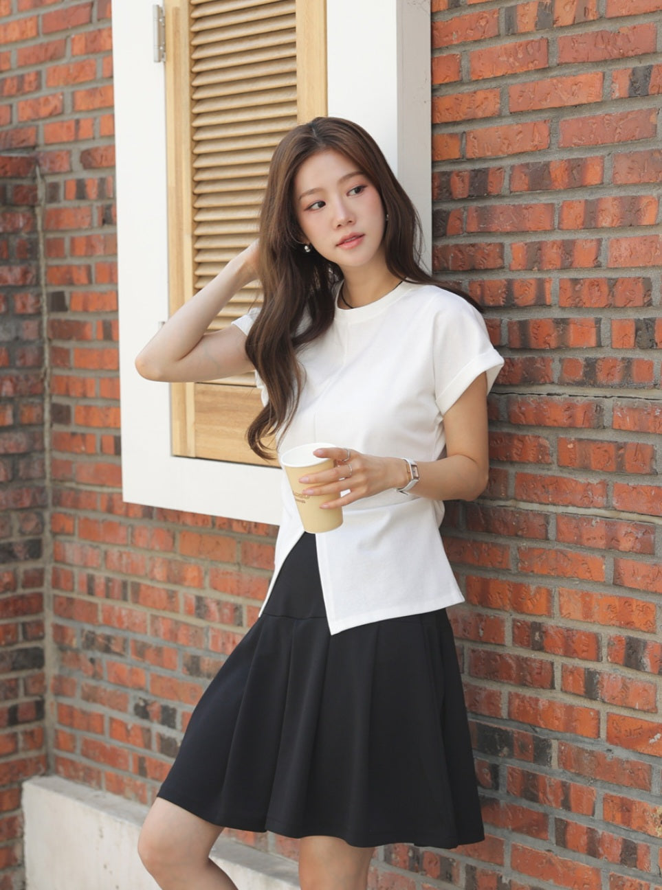 ⭐️ 앞트임 포인트 라운드T [2size]