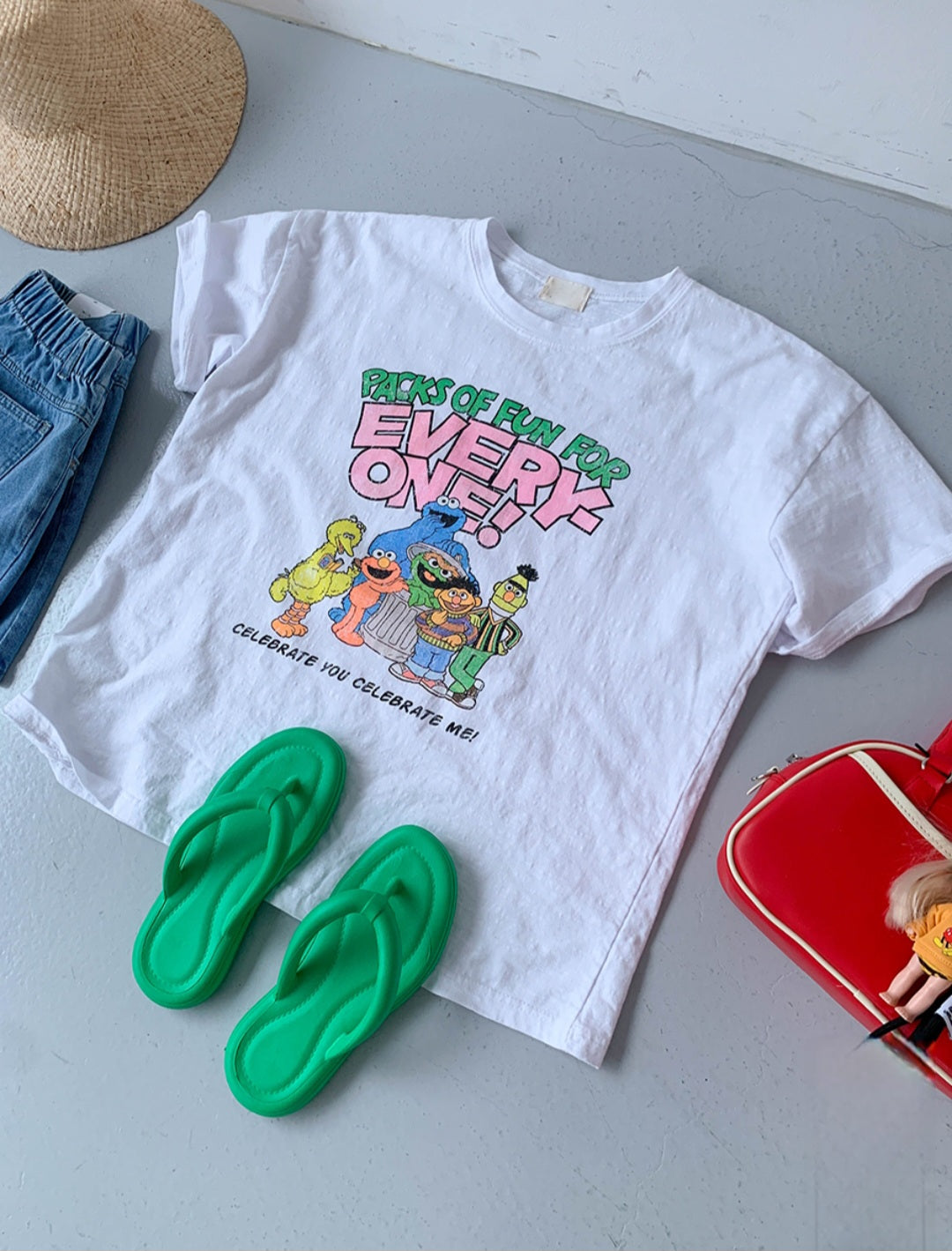 🏖 2) 캐릭터 티셔츠
