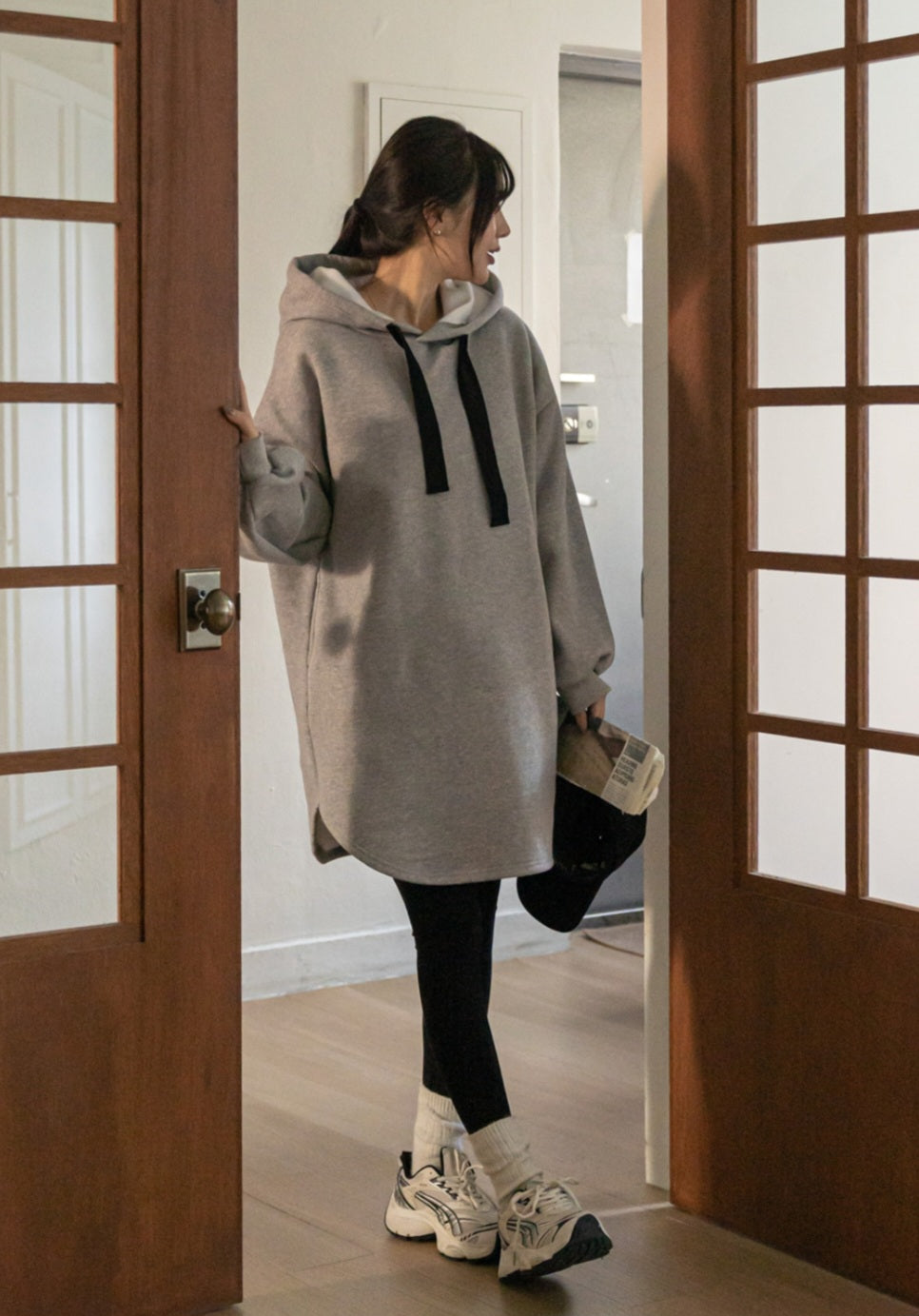 심플 후드박시핏 미니원피스