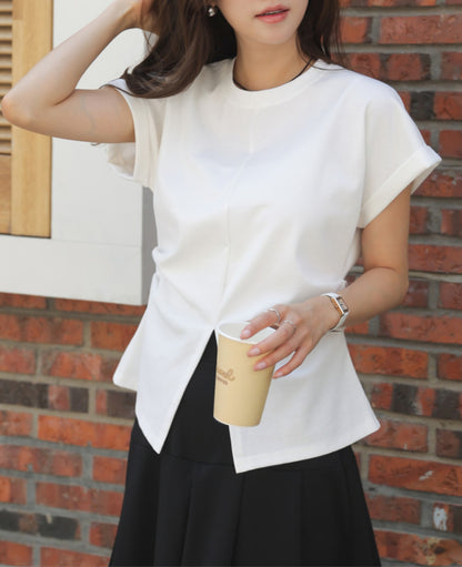 ⭐️ 앞트임 포인트 라운드T [2size]