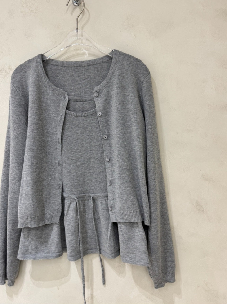 ⏩️ 플레어 나시& 라운드넥 가디건 Set